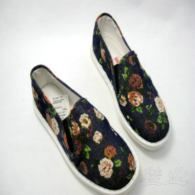 【廠家供應(yīng) 最新時(shí)尚款 帆布鞋 千層底純手工 絢麗登場 批發(fā)布鞋】價(jià)格,廠家,圖片,單鞋,景寧百納鞋業(yè)-