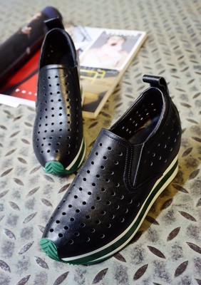 耀紅鞋業 匠心獨運，步履不停